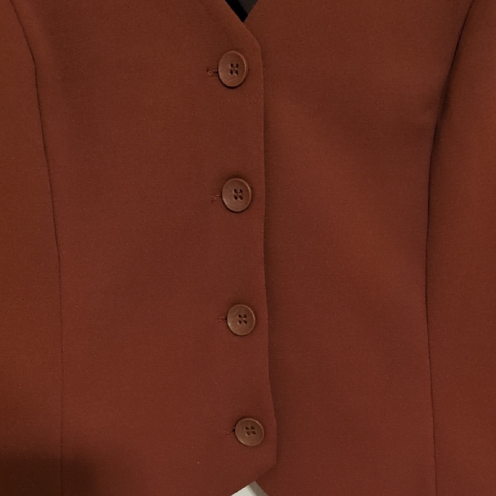 Moa Moa Chestnut Button-Up Vest - Picture 3 of 4